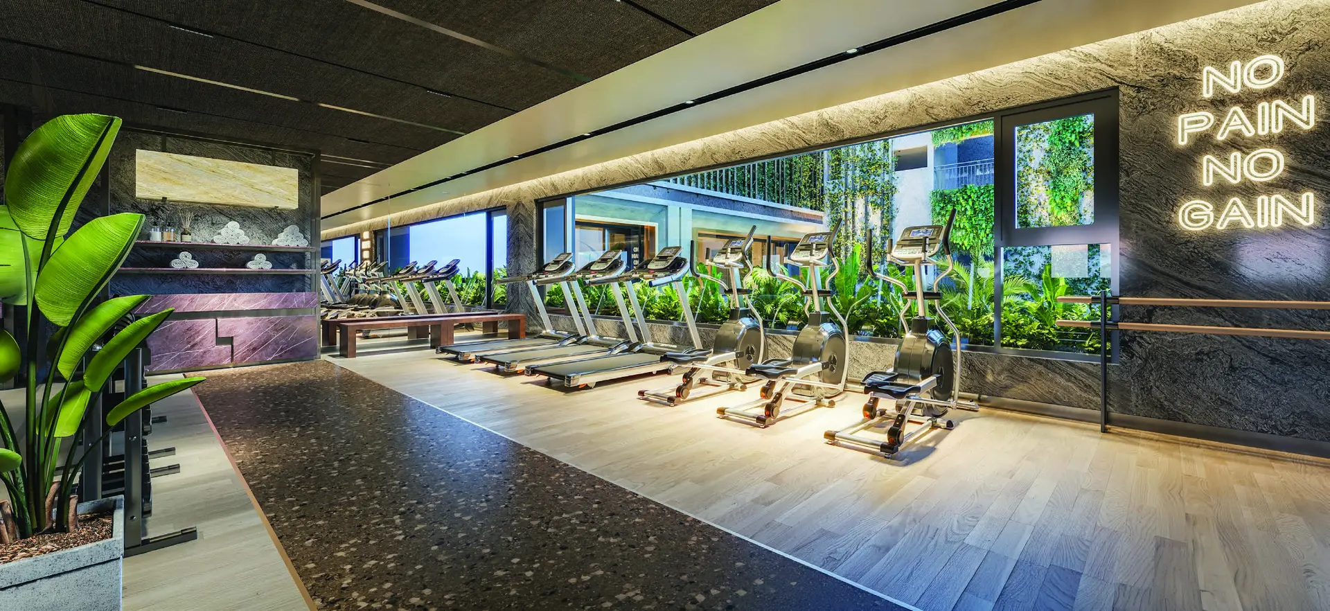 Fitness và Wellness Legacy 66